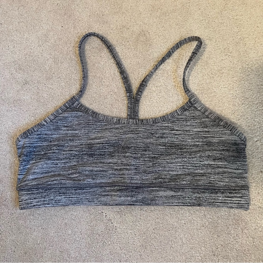 Lululemon flow Y sports bra grey black size 8 medium